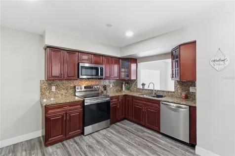 7008 Edenbrook Court Tampa FL 33634