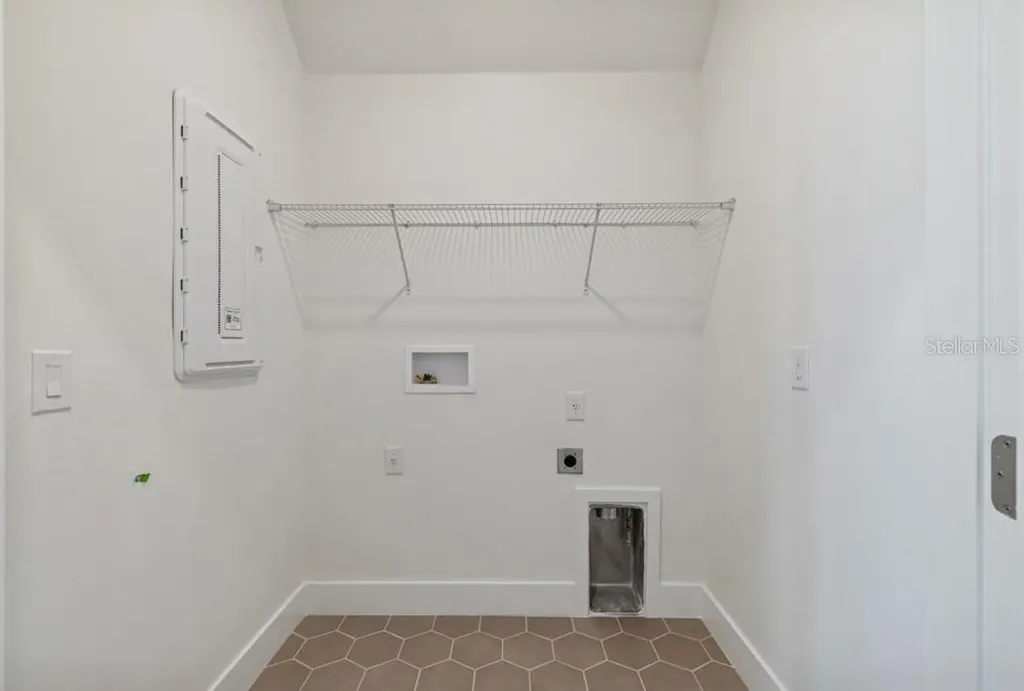 7251 Tideland Lane Sarasota FL 34240