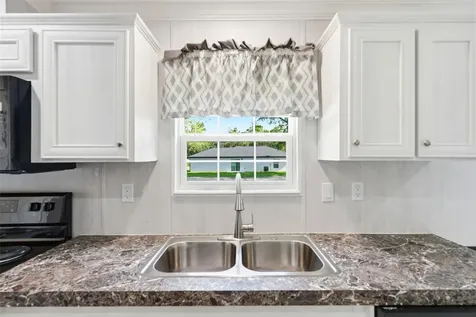 11086 SW 107th Street Dunnellon FL 34432