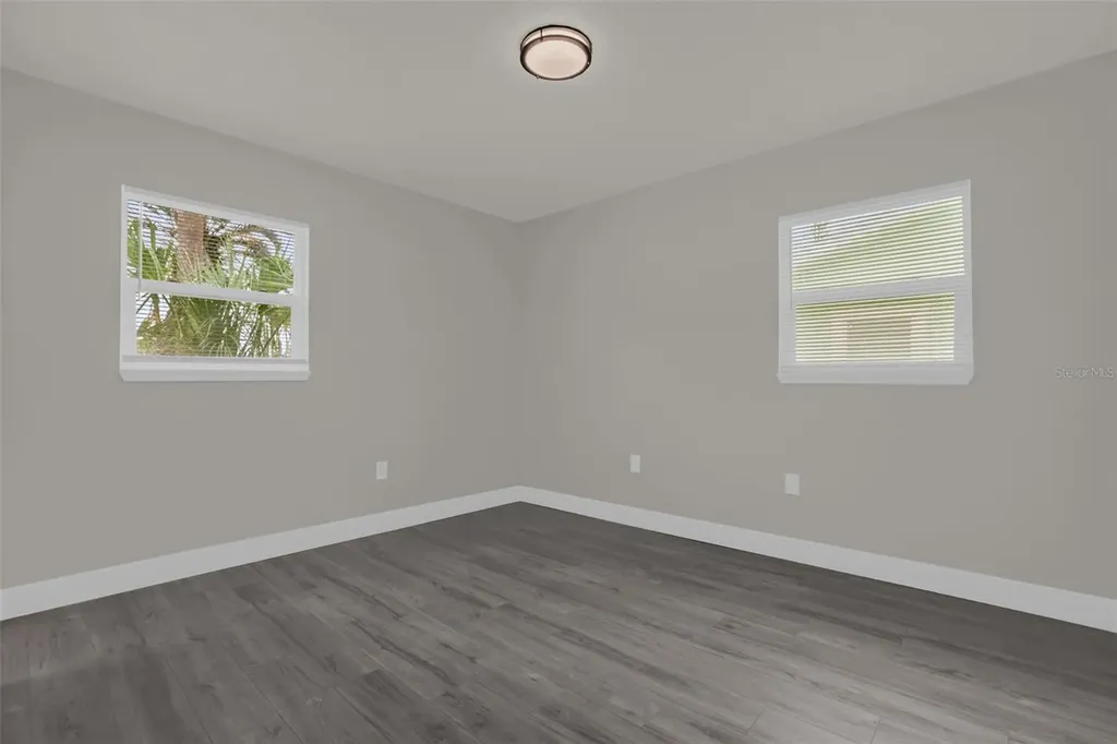 1223 S Oxalis Avenue Orlando FL 32807