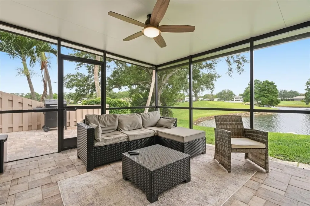13988 Lake Point Drive Clearwater FL 33762
