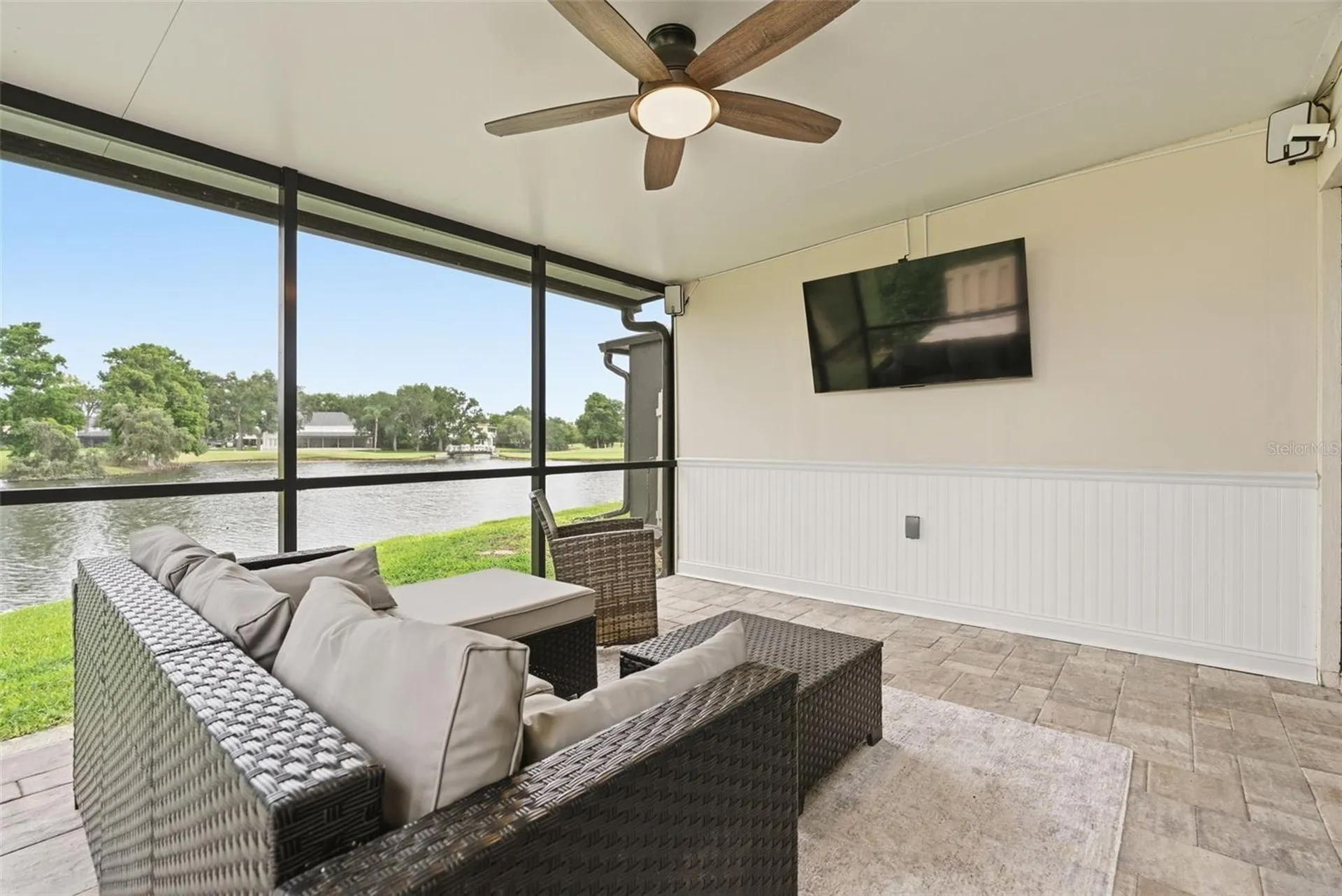 13988 Lake Point Drive Clearwater FL 33762