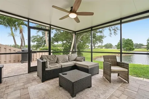 13988 Lake Point Drive Clearwater FL 33762