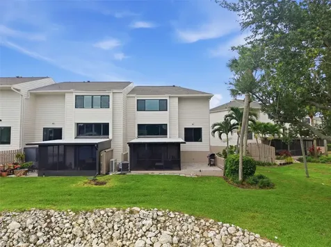 13988 Lake Point Drive Clearwater FL 33762