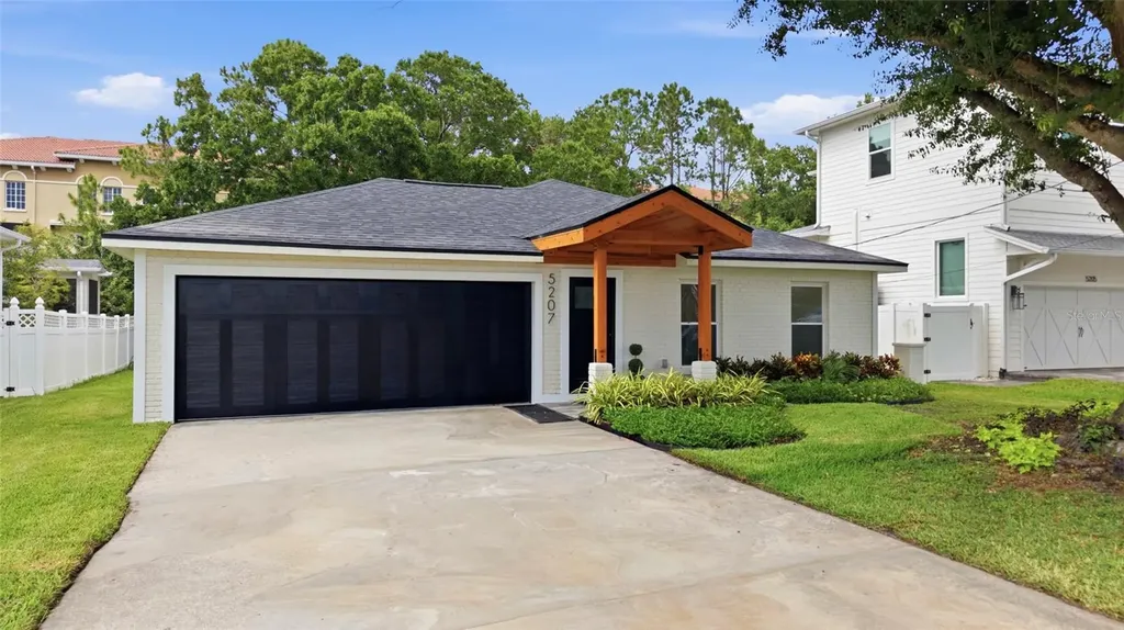 5207 W Cleveland Street Tampa FL 33609