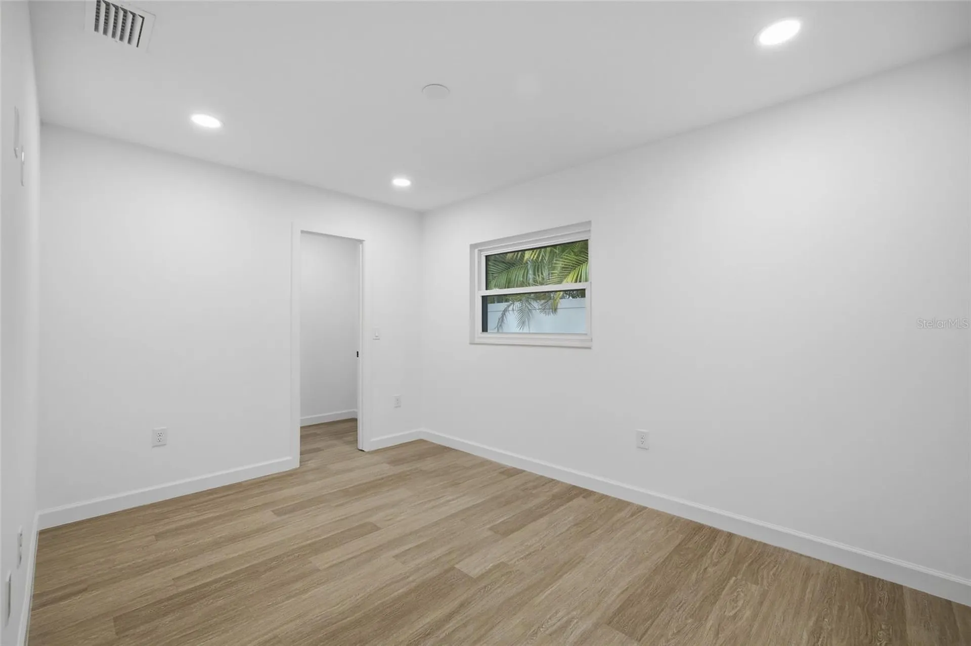 5207 W Cleveland Street Tampa FL 33609