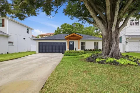5207 W Cleveland Street Tampa FL 33609