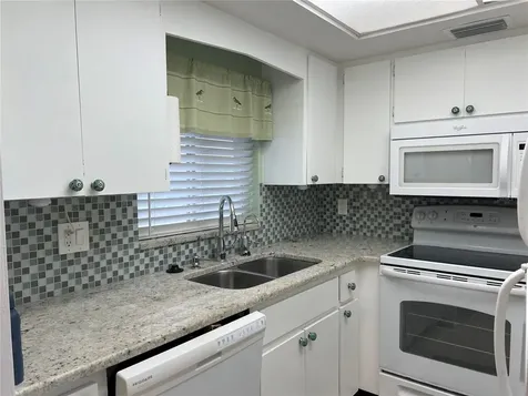 3751 S School Avenue Sarasota FL 34239