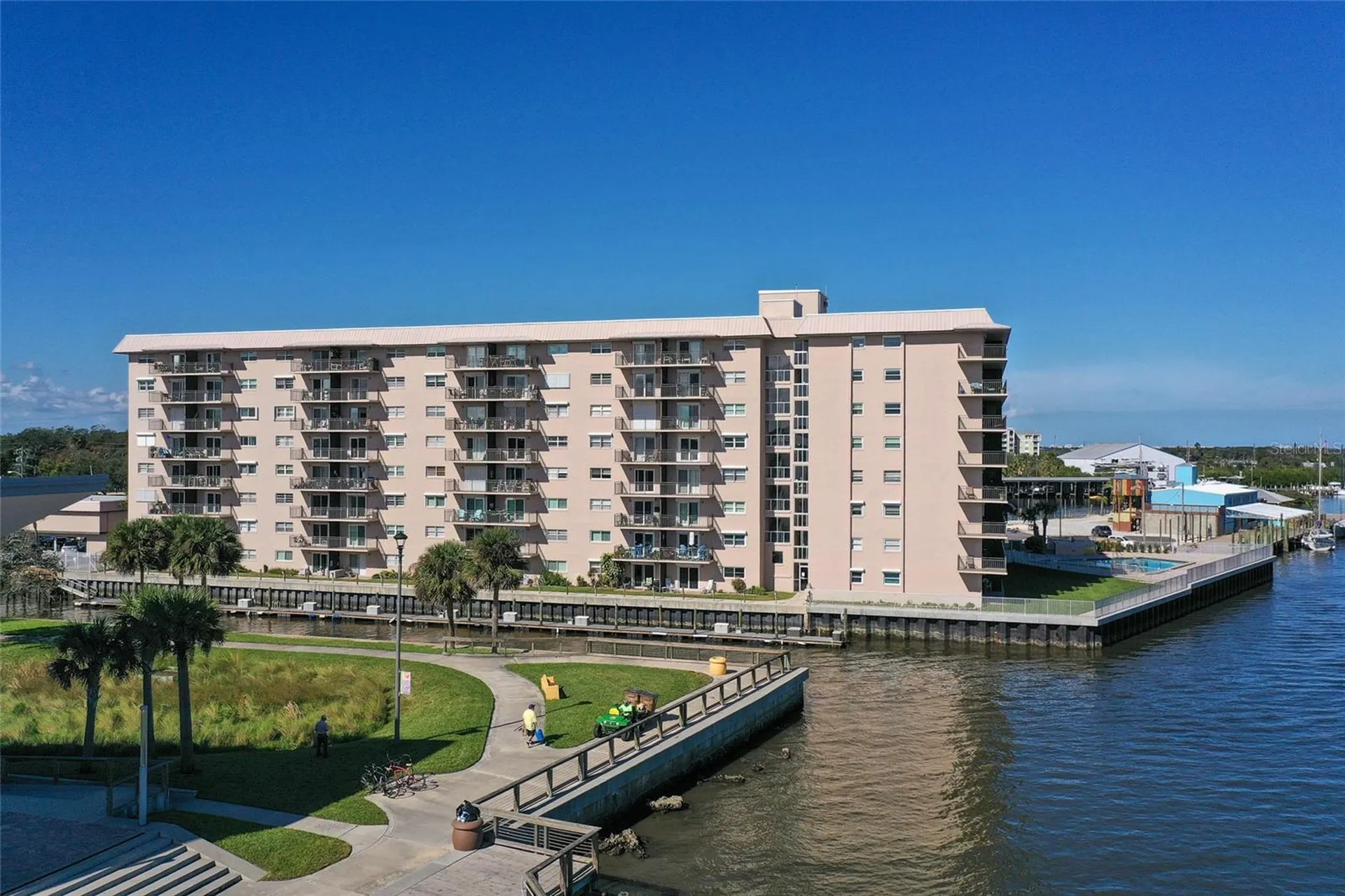 101 N Riverside Drive New Smyrna Beach FL 32168