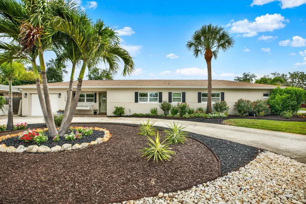1308 Marion Drive S St Petersburg FL 33707