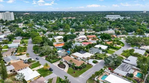 1308 Marion Drive S St Petersburg FL 33707