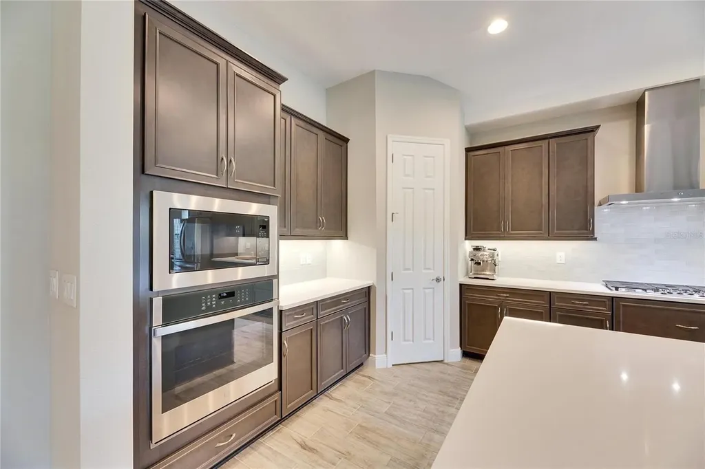 5612 Limelight Drive Apollo Beach FL 33572
