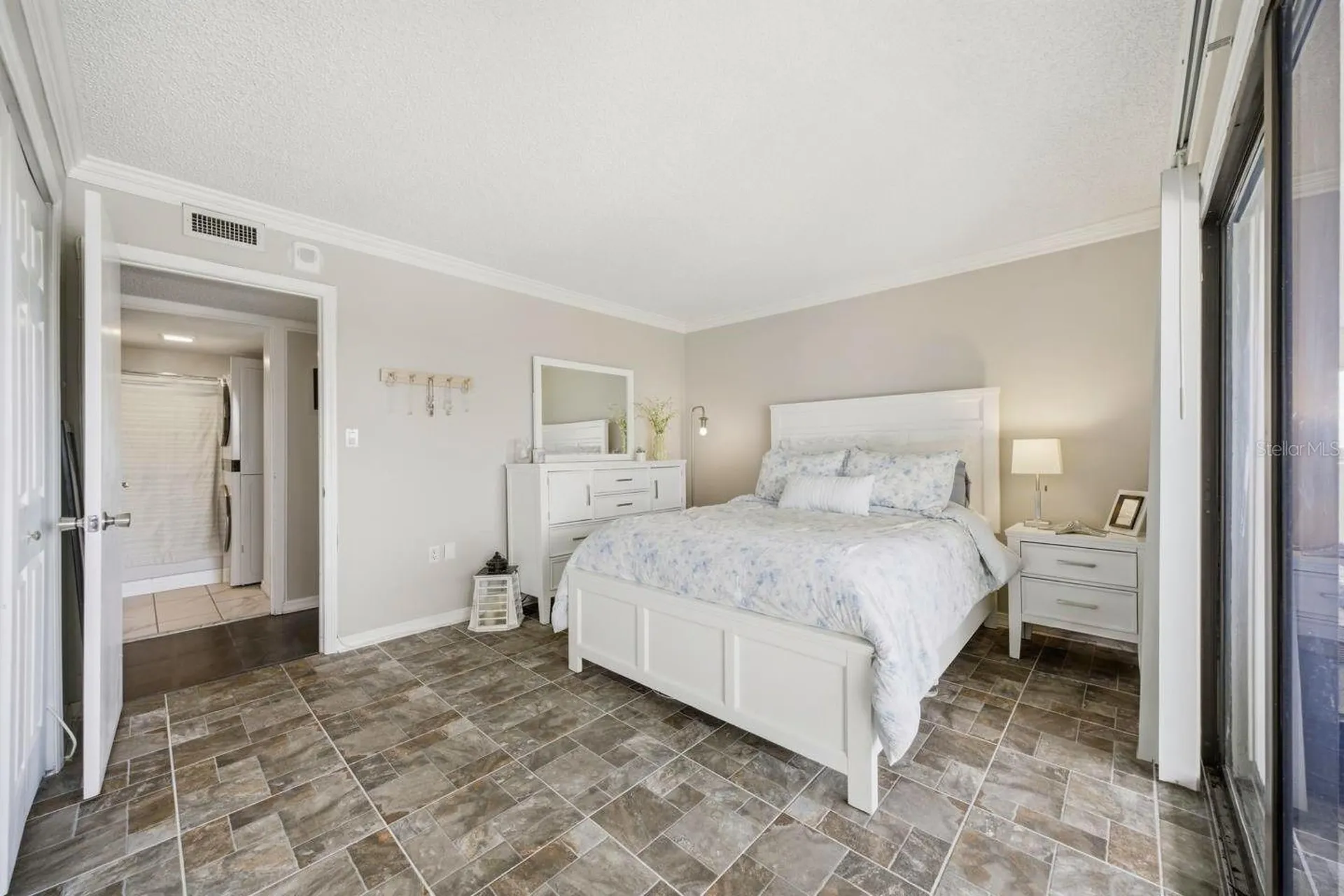 4141 Bayshore Boulevard Tampa FL 33611