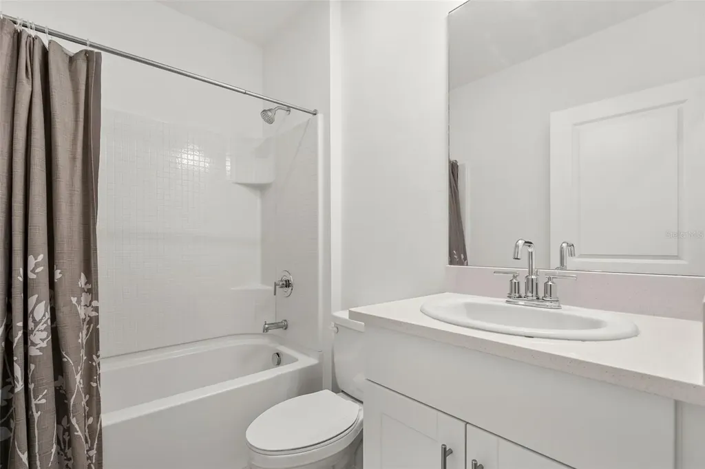 6434 Milestone Loop Palmetto FL 34221