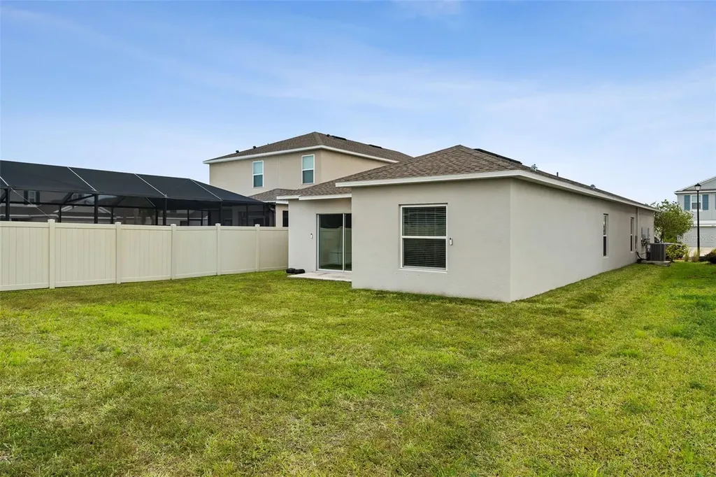 6434 Milestone Loop Palmetto FL 34221