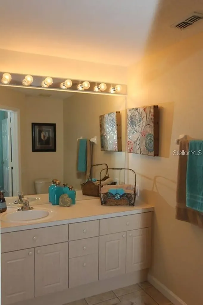 2411 Silver Palm Drive Kissimmee FL 34747