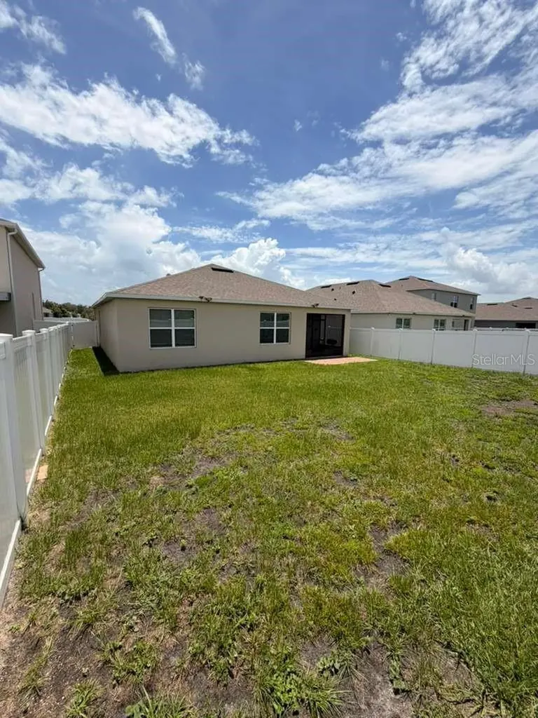 1959 Cacutta Way Kissimmee FL 34744