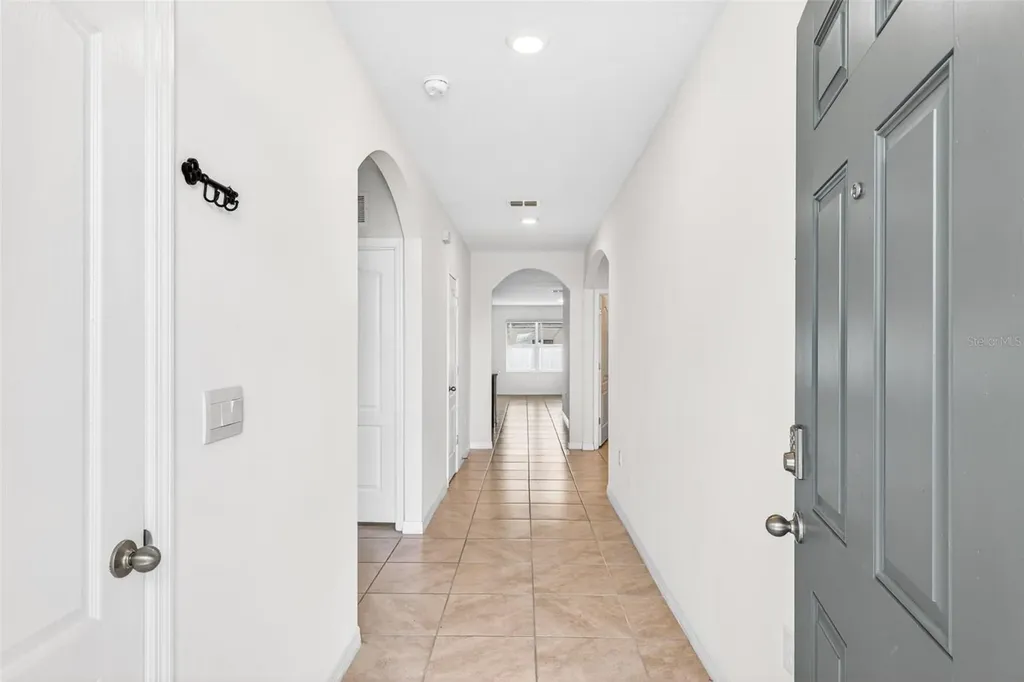 1959 Cacutta Way Kissimmee FL 34744