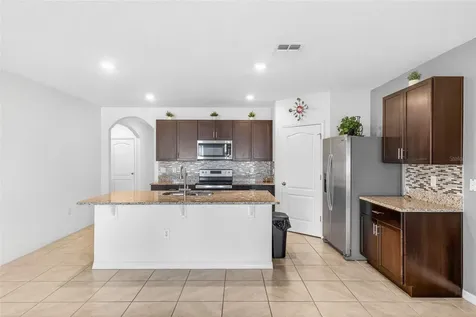 1959 Cacutta Way Kissimmee FL 34744