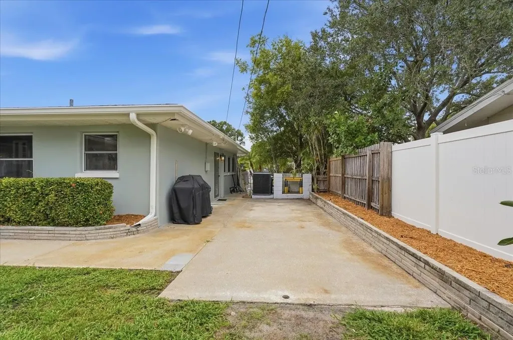 1207 S Duncan Avenue Clearwater FL 33756