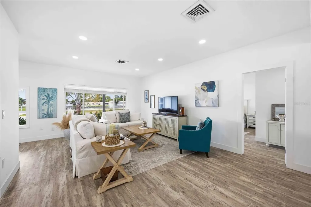 1707 Belvidere Road Englewood FL 34223