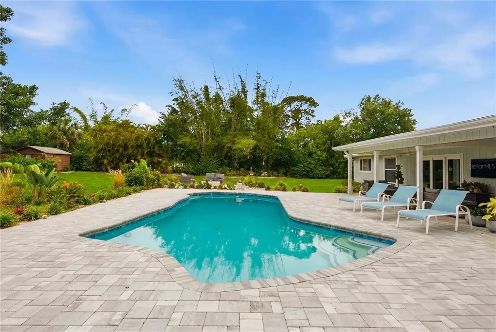 1707 Belvidere Road Englewood FL 34223