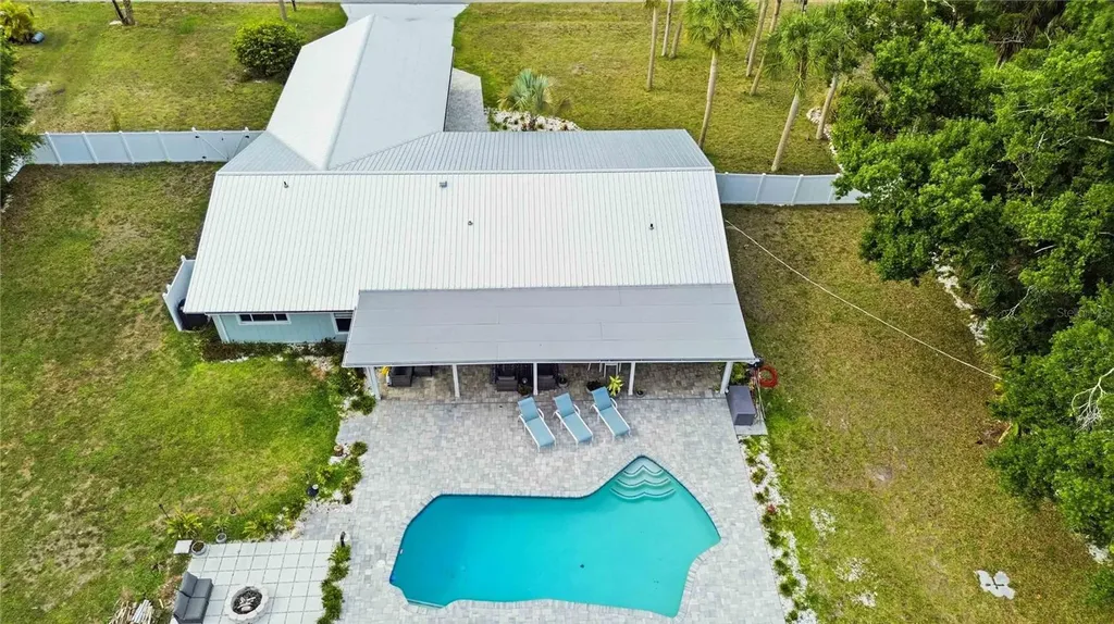 1707 Belvidere Road Englewood FL 34223