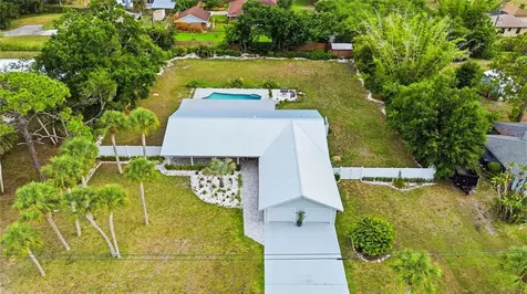 1707 Belvidere Road Englewood FL 34223