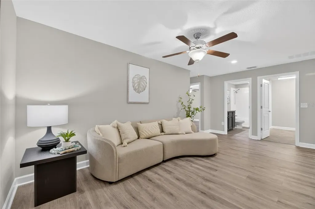 28511 Pleasant Bay Loop Wesley Chapel FL 33543