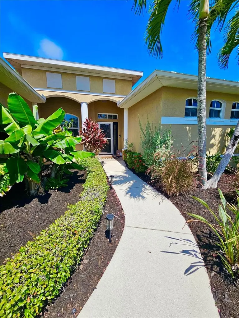 7342 Loblolly Bay Trail Lakewood Ranch FL 34202