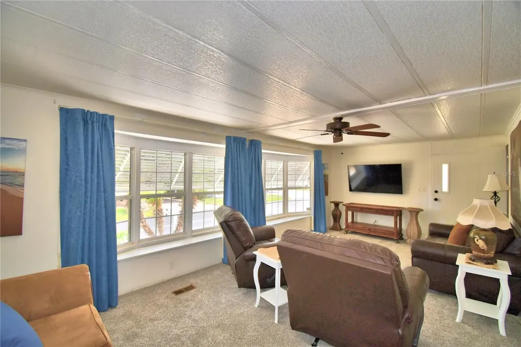 4132 Sprucewood Street Winter Haven FL 33880