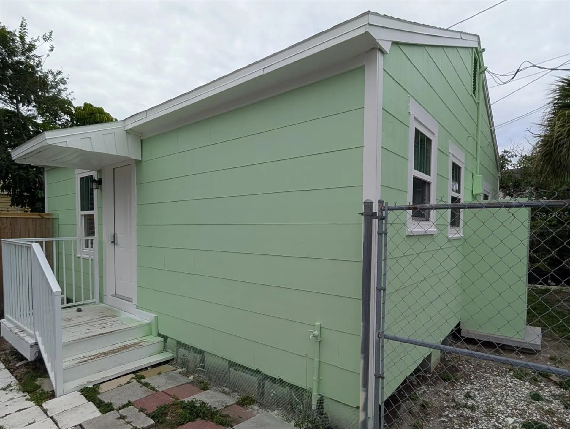 1834 28th Avenue N St Petersburg FL 33713