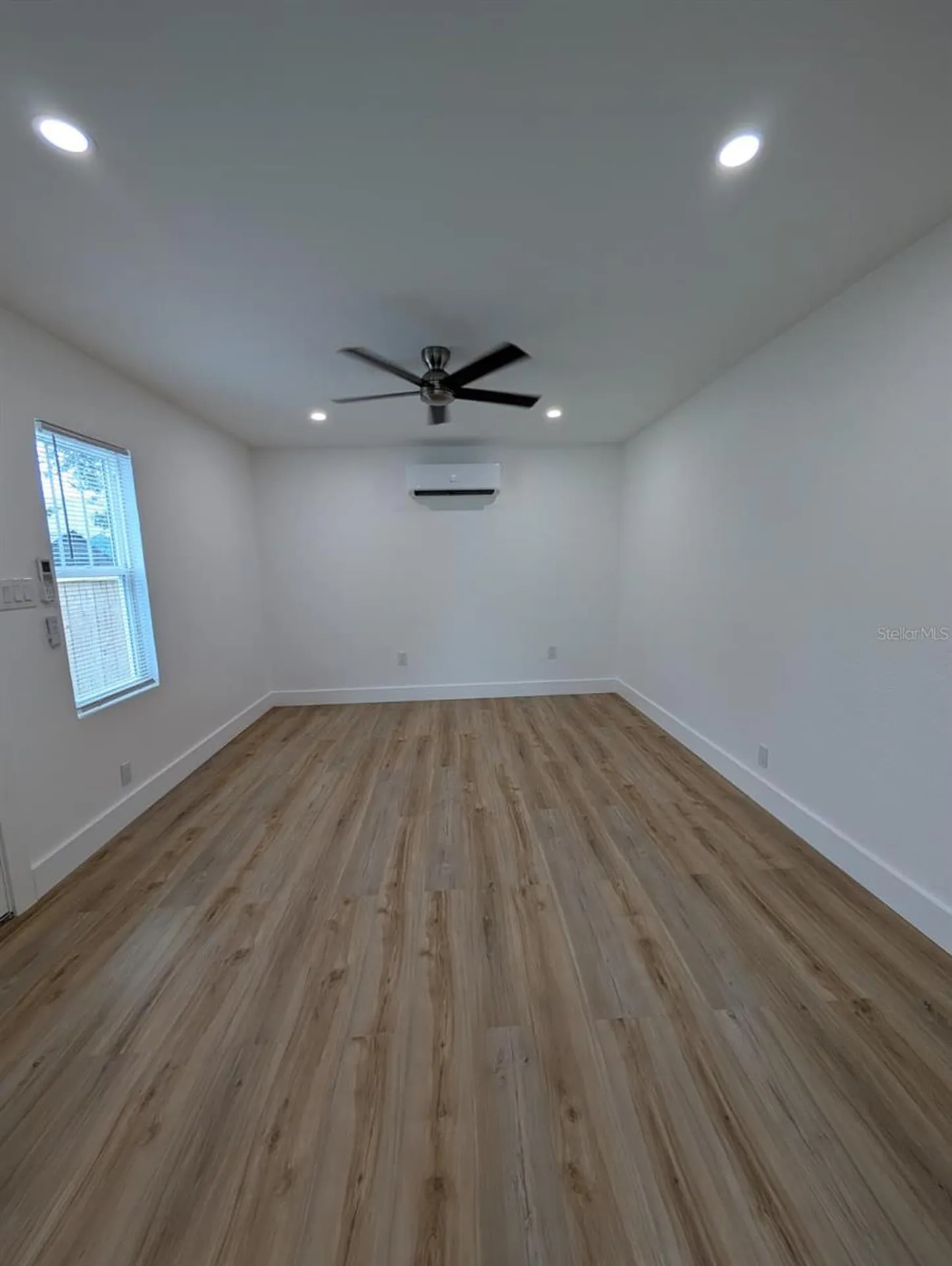 1834 28th Avenue N St Petersburg FL 33713