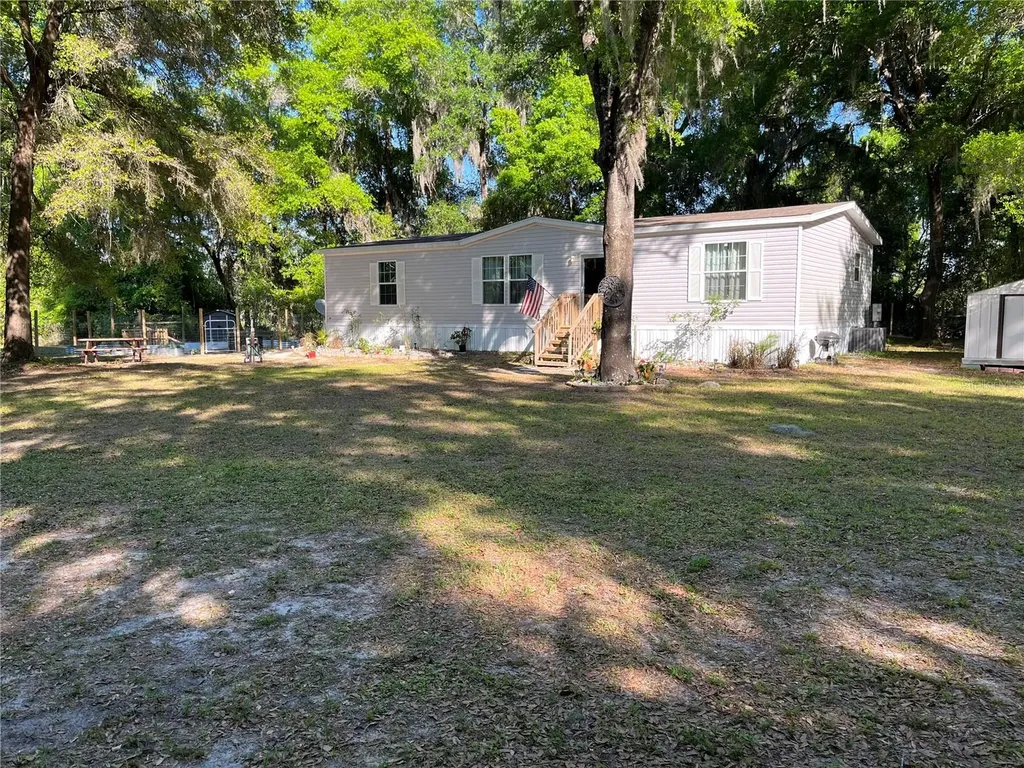 23707 NE State Road 26 Melrose FL 32666