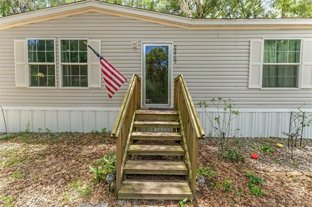 Melrose FL 32666