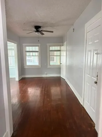 308 Grove Street N St Petersburg FL 33701