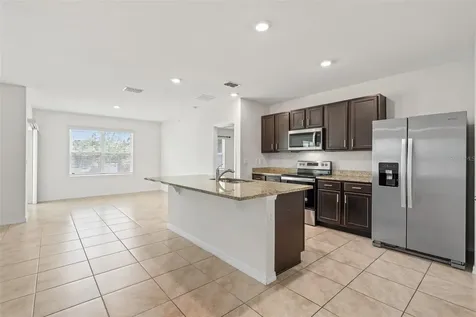 5274 Mayor Drive St Cloud FL 34771