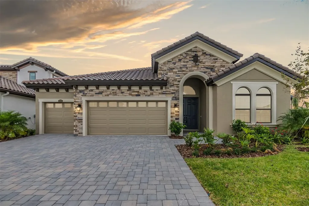 10850 Rustic Timber Loop San Antonio FL 33576