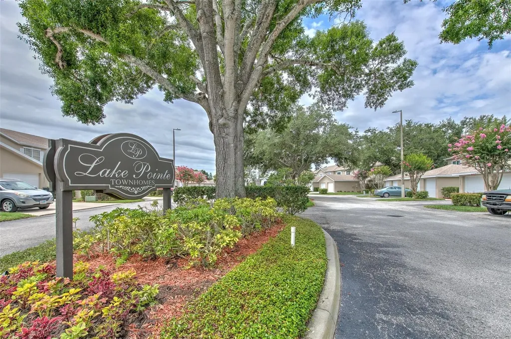 18504 Pebble Lake Court Tampa FL 33647