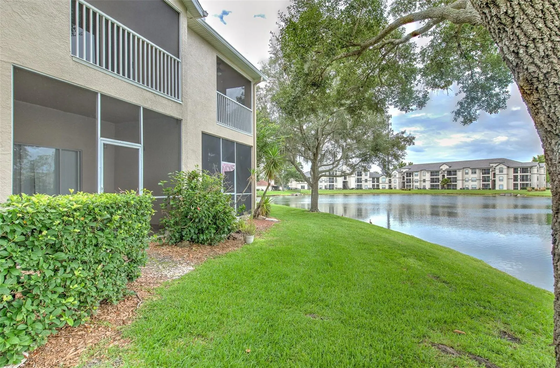 18504 Pebble Lake Court Tampa FL 33647