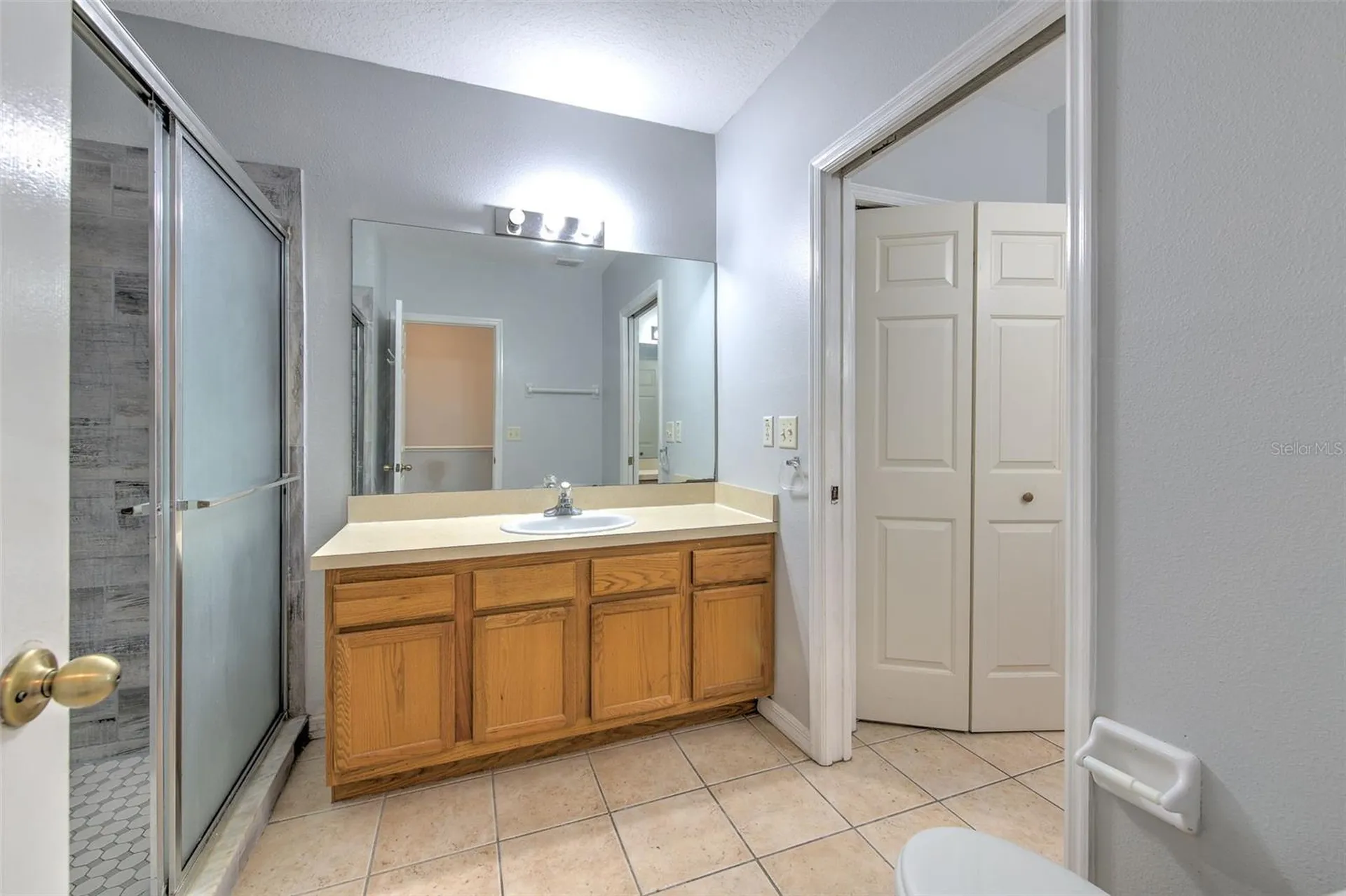 18504 Pebble Lake Court Tampa FL 33647