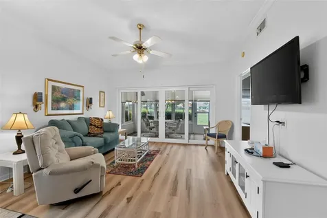 4706 Sand Trap Street Circle E Bradenton FL 34203