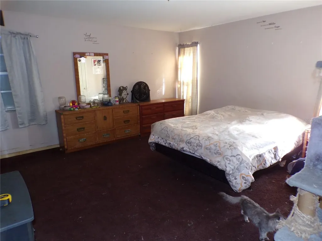 5606 87th Avenue N Pinellas Park FL 33782