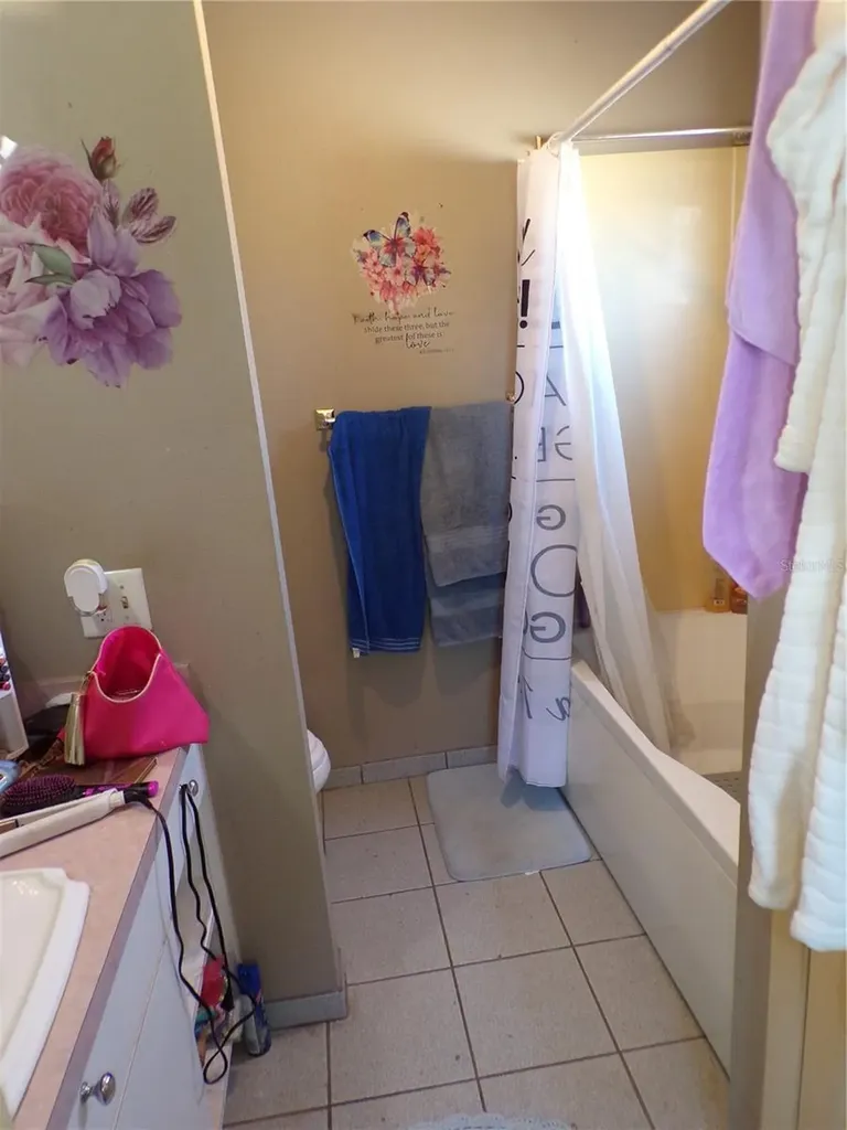 5606 87th Avenue N Pinellas Park FL 33782