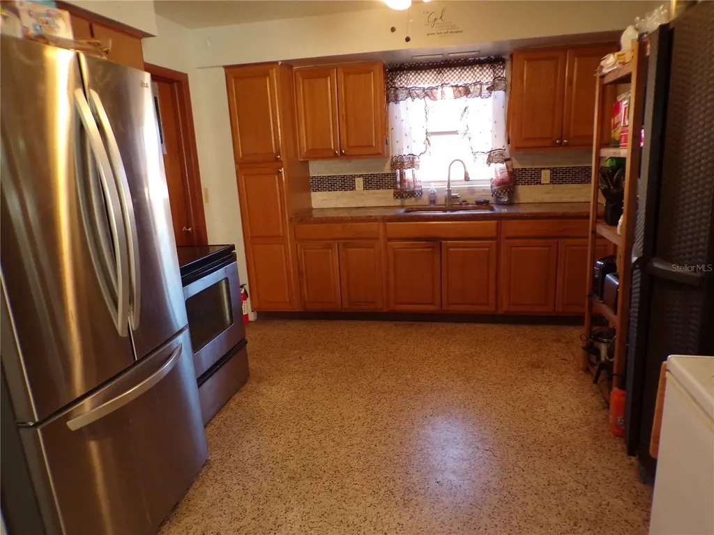 5606 87th Avenue N Pinellas Park FL 33782
