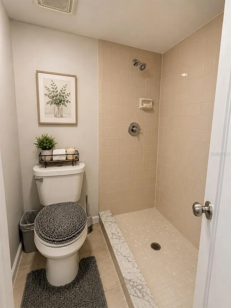 1068 Lotus Parkway Altamonte Springs FL 32714