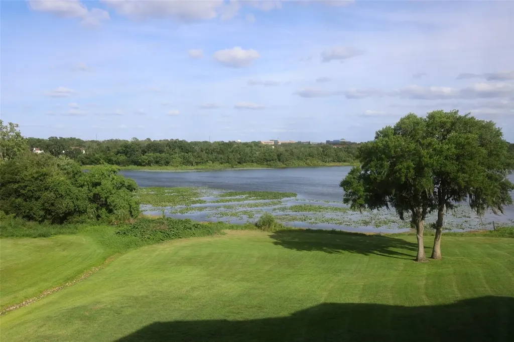 1068 Lotus Parkway Altamonte Springs FL 32714