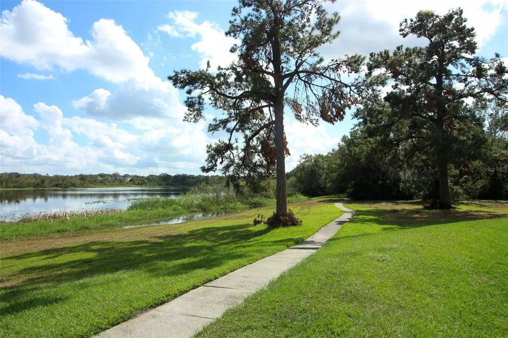 1068 Lotus Parkway Altamonte Springs FL 32714