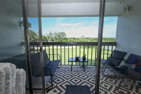 1068 Lotus Parkway Altamonte Springs FL 32714