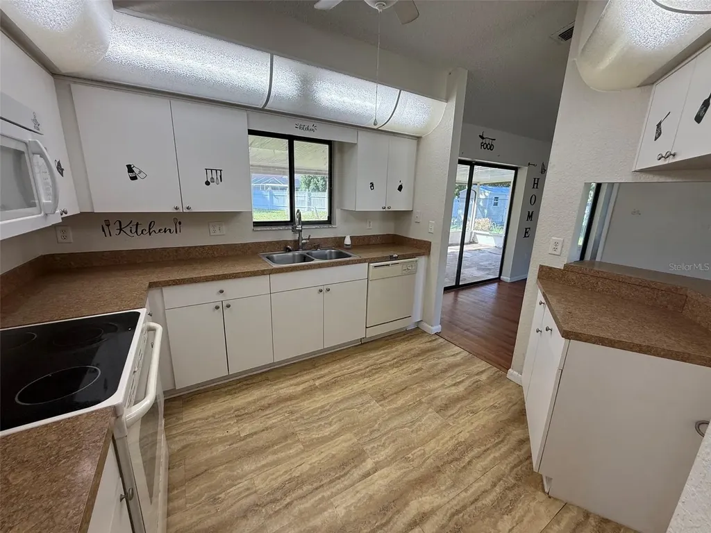 14078 Spring Hill Drive Spring Hill FL 34609